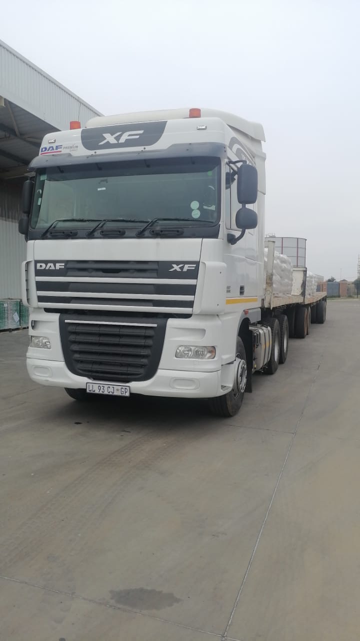 Superlink Flatbed for hire